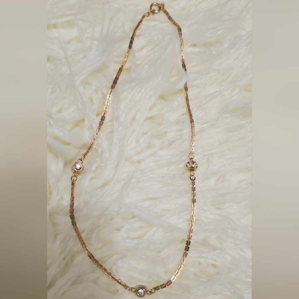 KEIRA DELICATE CONTEMPORARY CRYSTAL NECKLACE 🌴